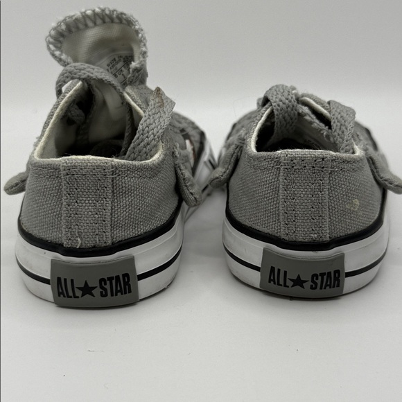 Converse Shark Low Top Limestone Orange Gray Size 3 Infant Chick Taylor All Star - Picture 8 of 10